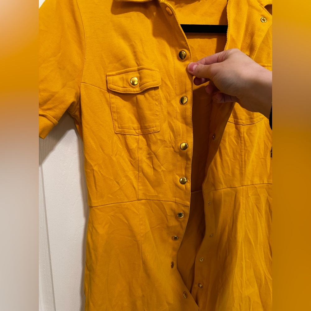 New York & Company Mini Yellow Button Up Shirt Dress in Women’s Small - Picture 2 of 11